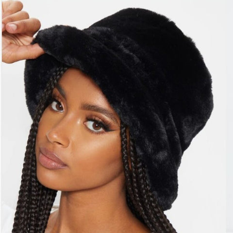 NWT Pretty Little Thing Fluffy Bucket Hat